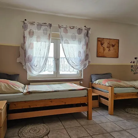 App-o1-2-3-personen-23km-bis-frankfurt-nord Apartment Ober-Morlen